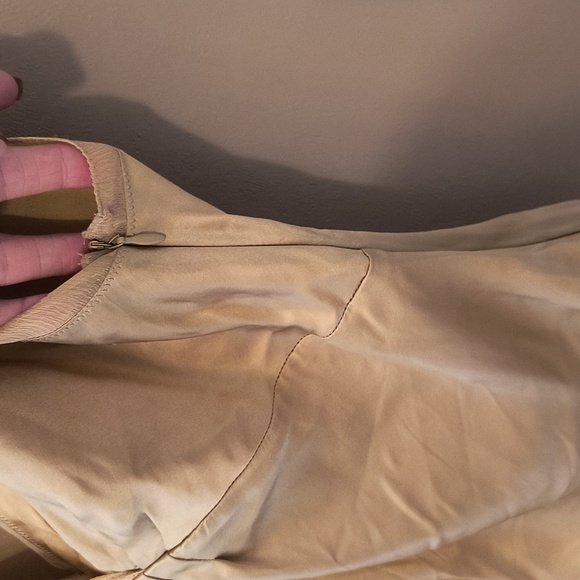 The Limited gold Silk top - Picture 5 of 5